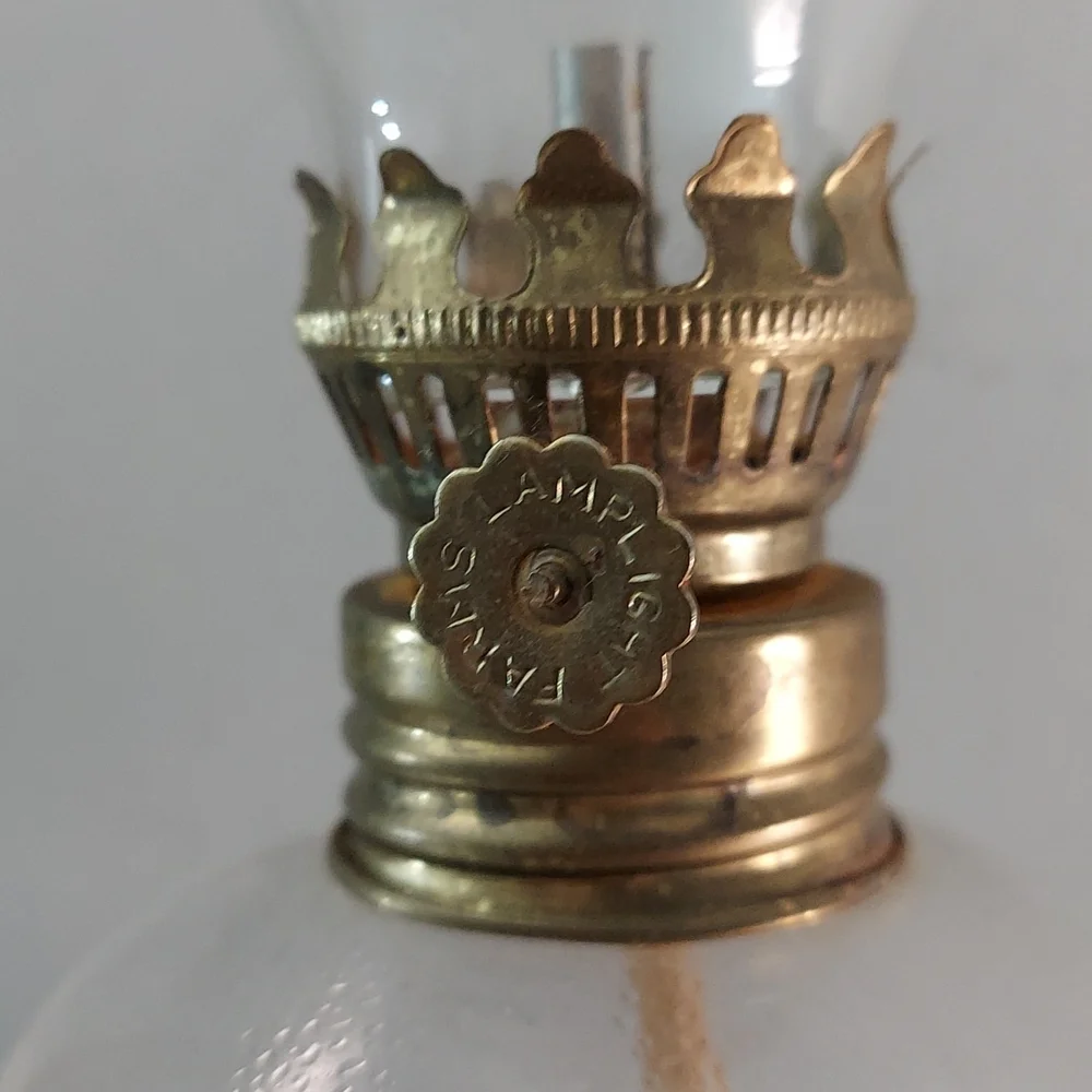 8 inch Lamplight Farms #2 Oil Lamp Clear Glass Ball Made In Italy